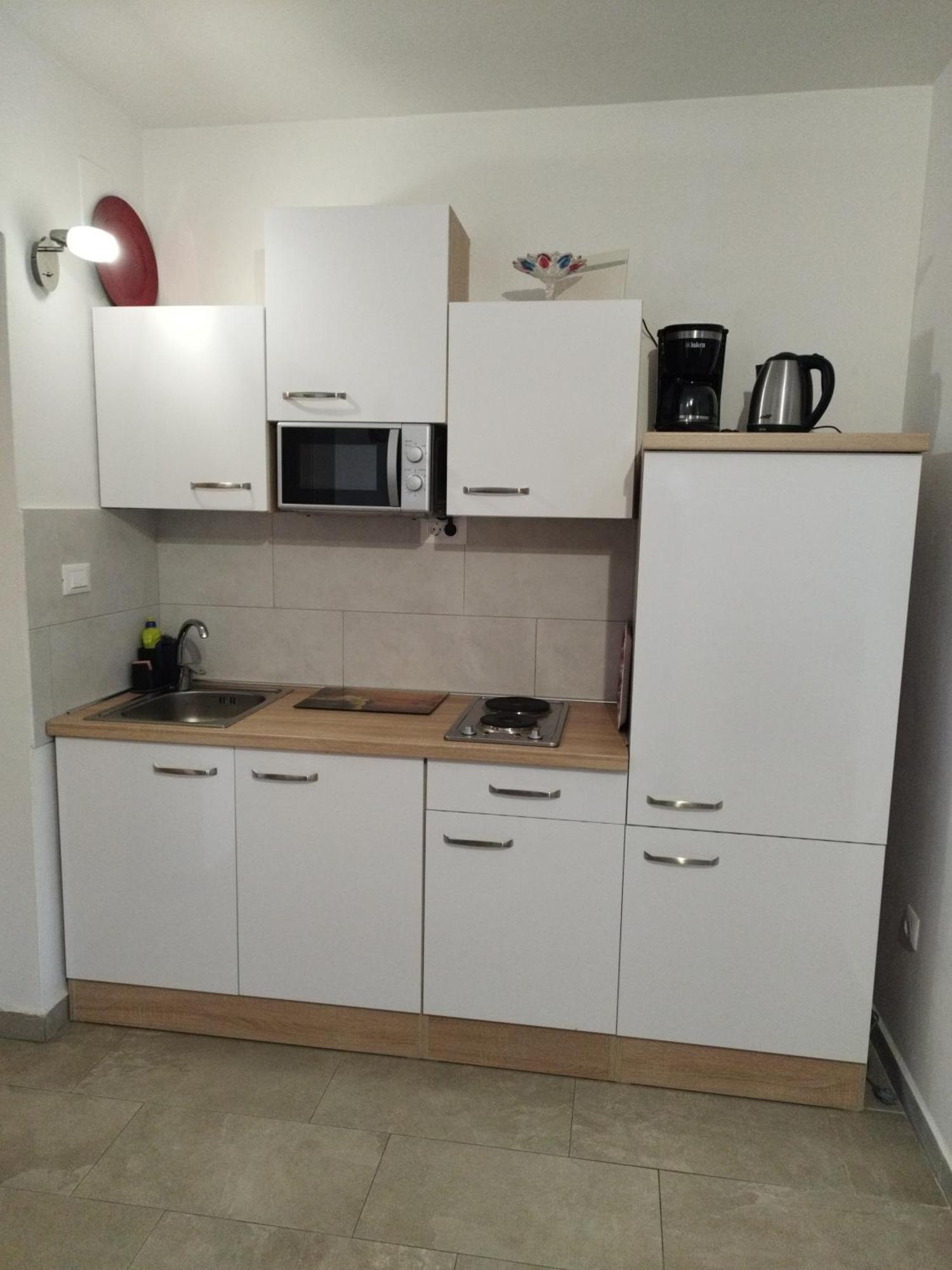 Apartmani Memic 100 M Do Plaze, Apartments Memic Only 100M From Beach Poreč Zewnętrze zdjęcie