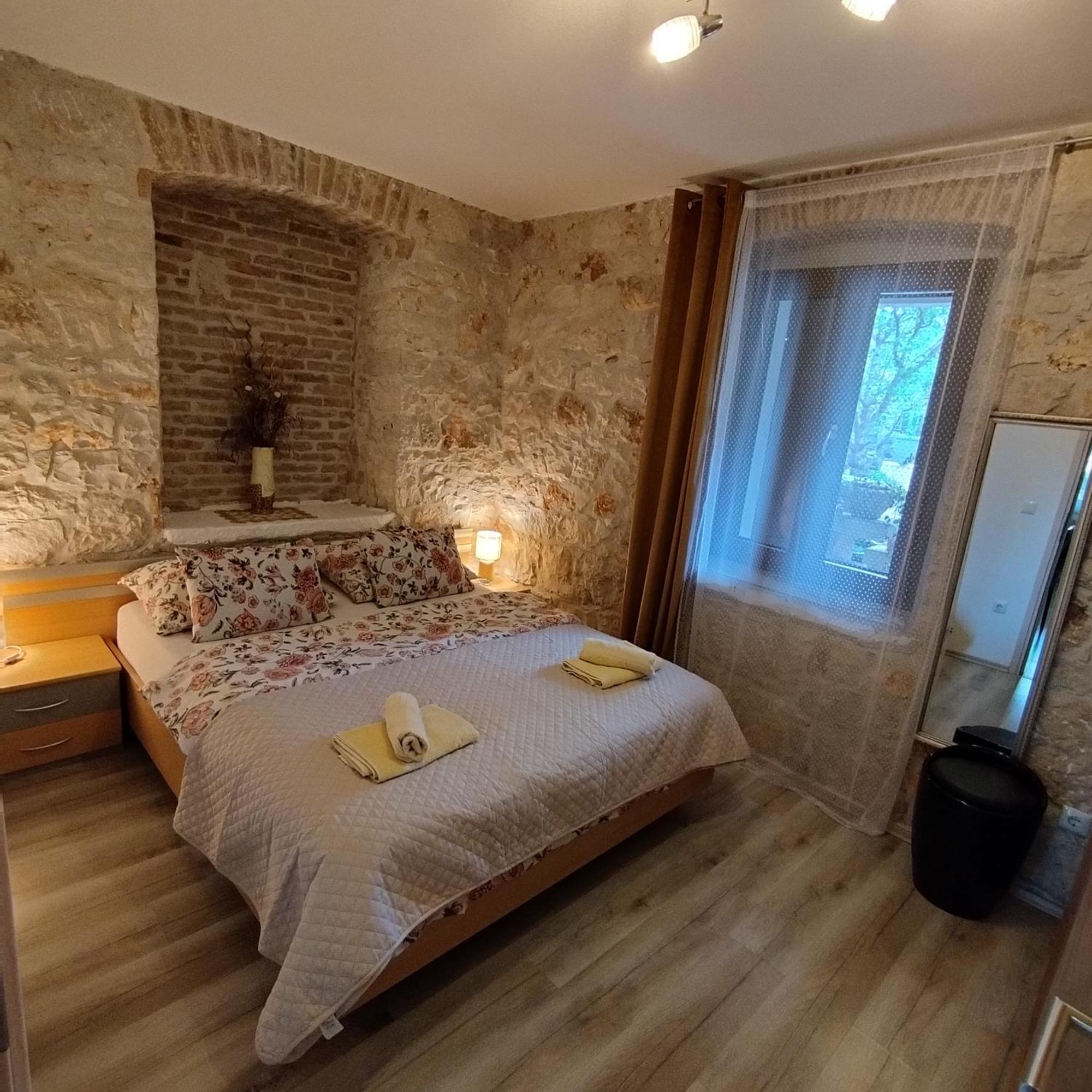 Apartmani Memic 100 M Do Plaze, Apartments Memic Only 100M From Beach Poreč Zewnętrze zdjęcie